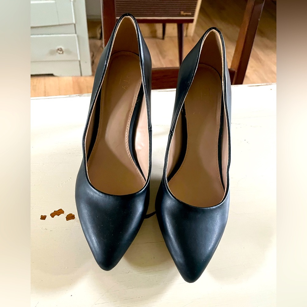 Apt 9 size 9 Heels